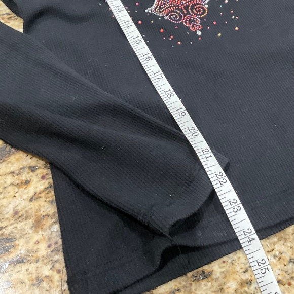 Bay Beauty Black Long Sleeve Top, Embellished Cross sz M (marked 2XL in error) - Picture 4 of 9